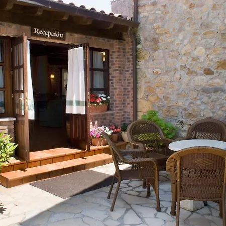 Hotel Rural Entremontes 2*