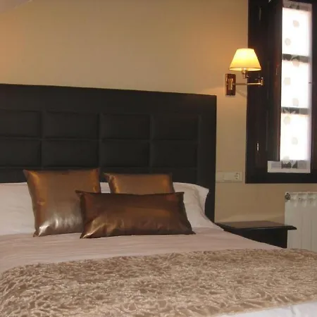 Rural Entremontes Hotel