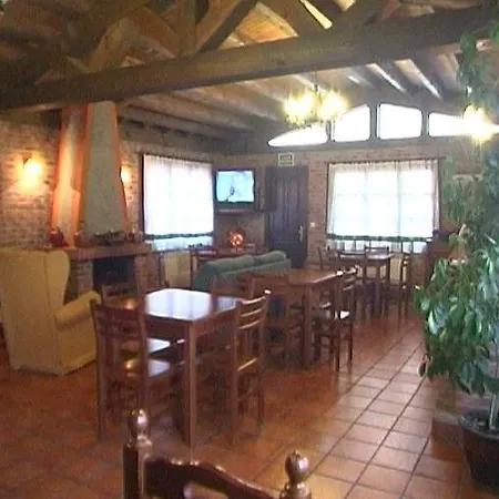 Rural Entremontes Hotel