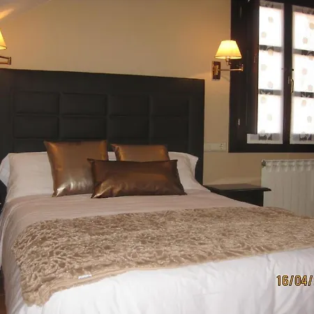 Rural Entremontes Hotel