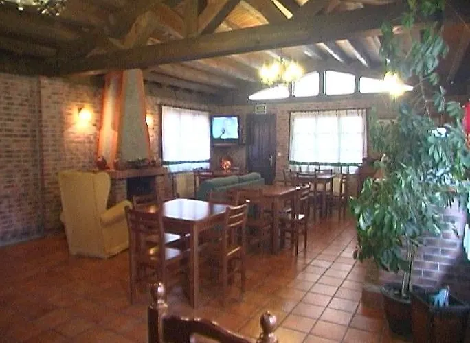 Rural Entremontes Hotel